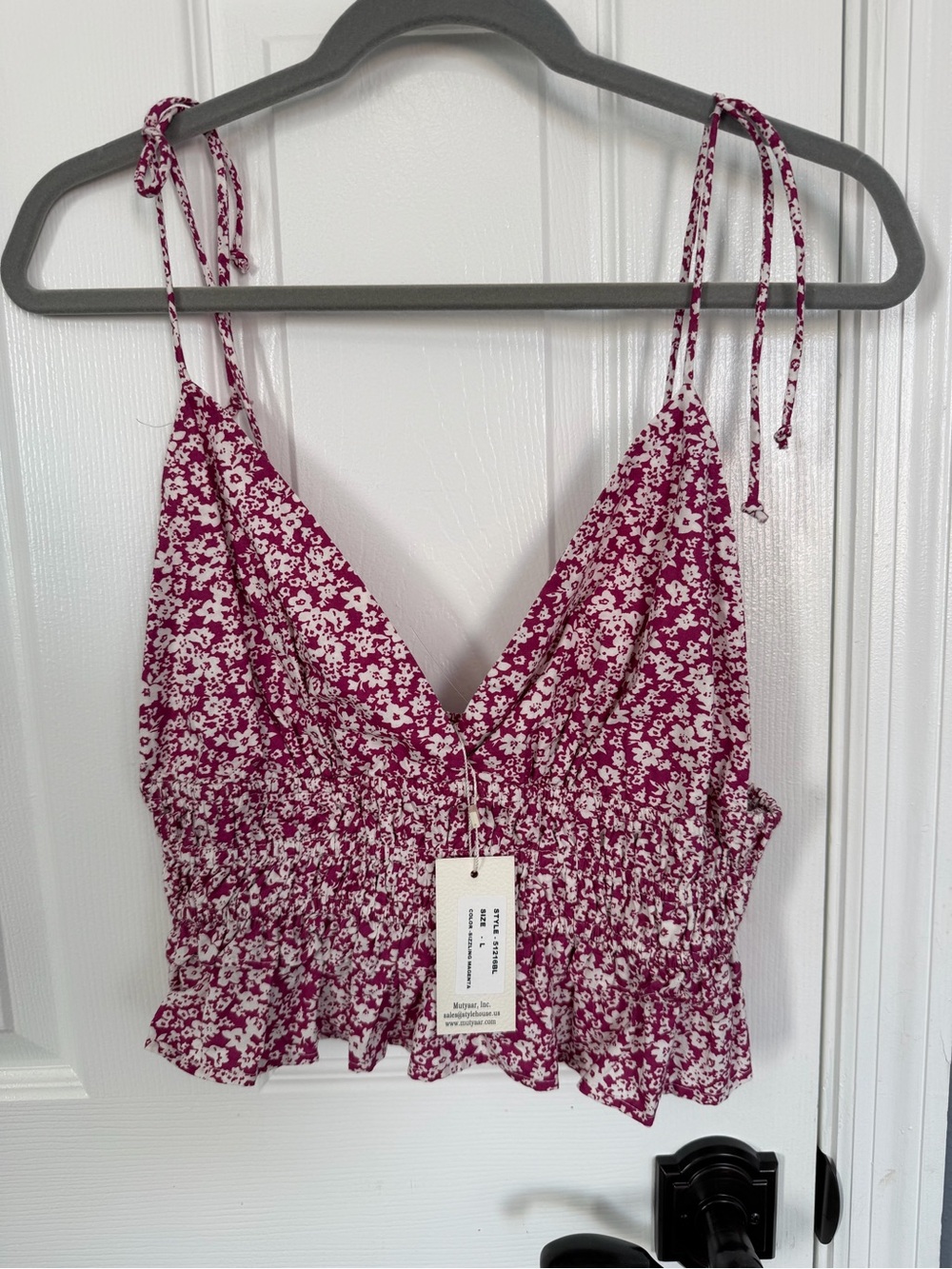 Floral Tie-Shoulder Smocked Cropped Cami - Pink